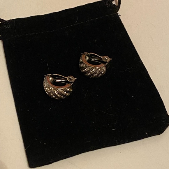 Silver CZ clipon earrings - Picture 4 of 10